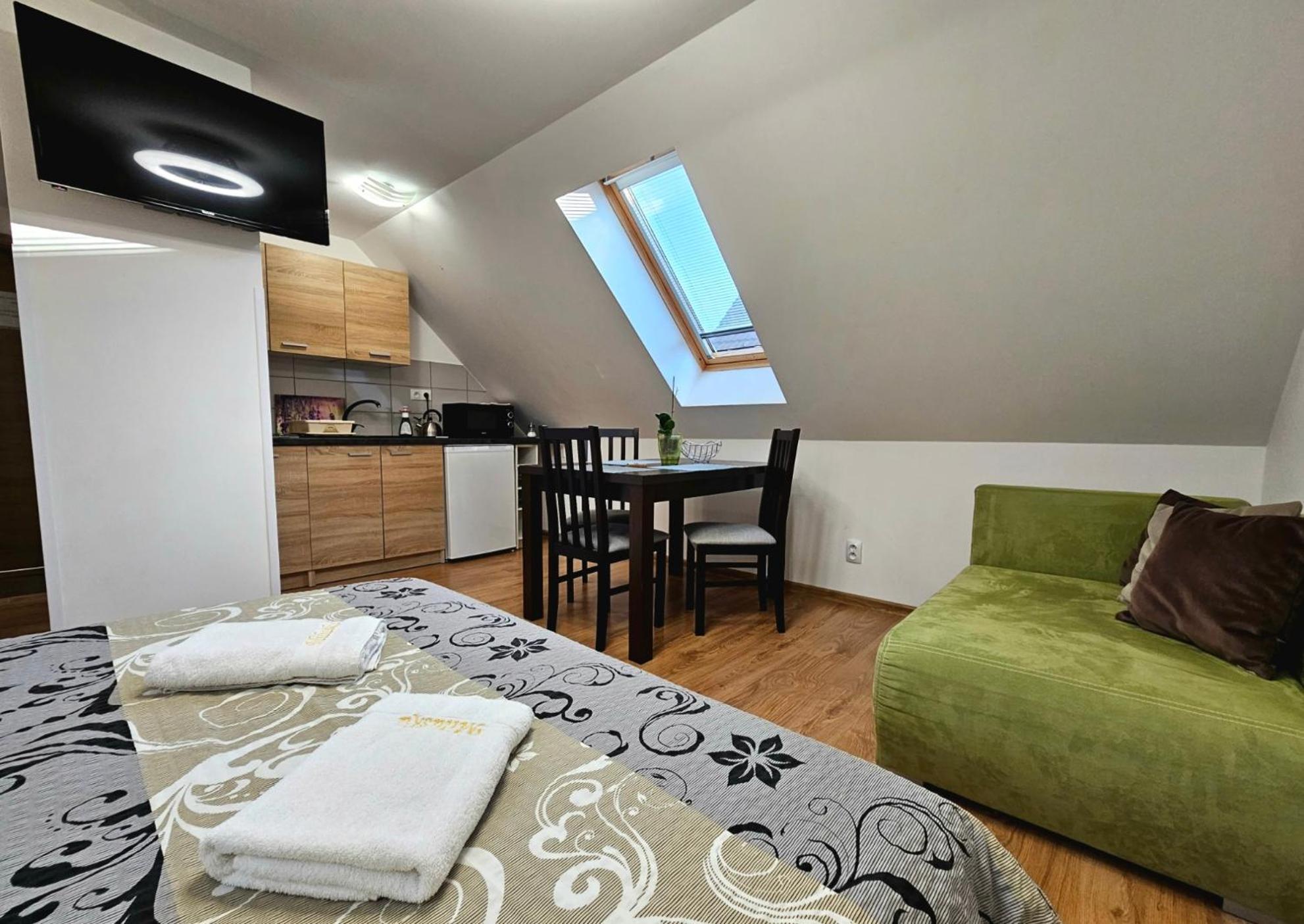 Apartmany Miluska Besenova Luaran gambar